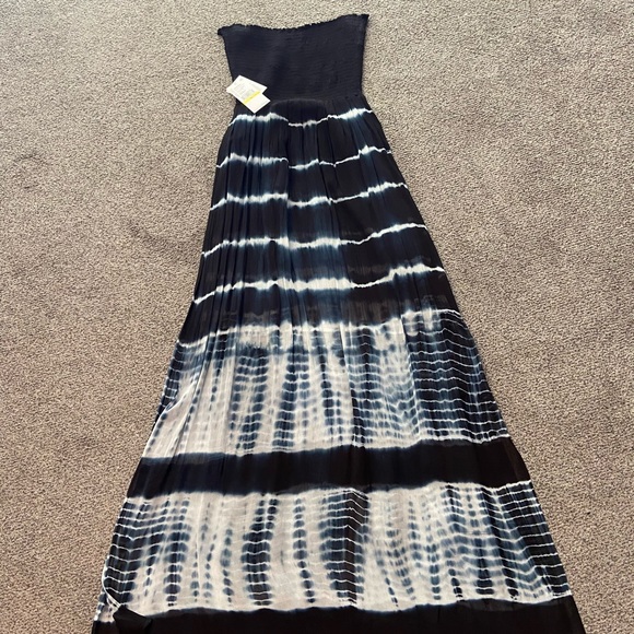 Karen Kane strapless smocked tie dye maxi dress - Picture 2 of 5